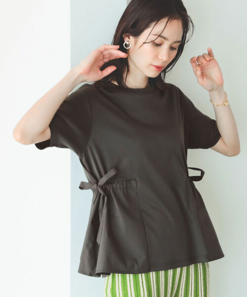 B:MING by BEAMS(ビーミングバイビームス)の「B:MING by BEAMS / サイドリボン コンビ Tシャツ 22SS(Tシャツ/カットソー・レディース・オフホワイト/スミクロ/グレイッシュベージュ/セージグリーン・ONE SIZE)」の6枚目の写真