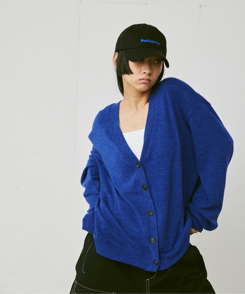 FEKETE（フェケテ）の「FEKETE BASIC LOGO CAP / ベーシックロゴコットンキャップ（キャップ・メンズ・ホワイト/ブラック/ベージュ・FREE）」の6枚目の写真