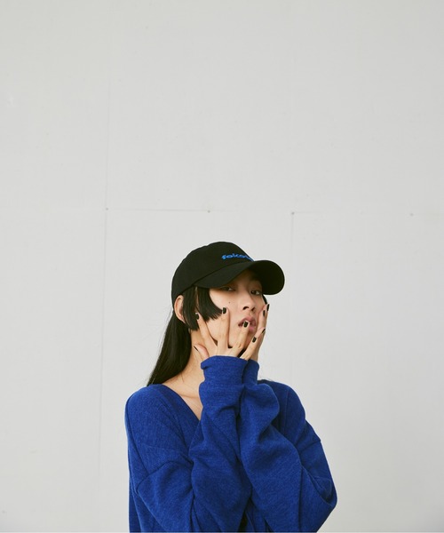 FEKETE（フェケテ）の「FEKETE BASIC LOGO CAP / ベーシックロゴコットンキャップ（キャップ・メンズ・ホワイト/ブラック/ベージュ・FREE）」の7枚目の写真