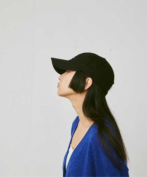 FEKETE（フェケテ）の「FEKETE BASIC LOGO CAP / ベーシックロゴコットンキャップ（キャップ・メンズ・ホワイト/ブラック/ベージュ・FREE）」の18枚目の写真