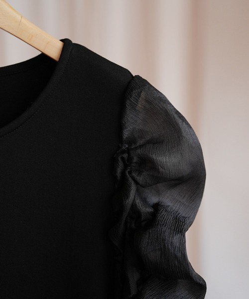 SAISON DE PAPILLON（セゾンドパピヨン）の「シアードッキングボリュームスリーブカットソーワンピース（ワンピース・レディース・ブラック・S/M/L）」の19枚目の写真