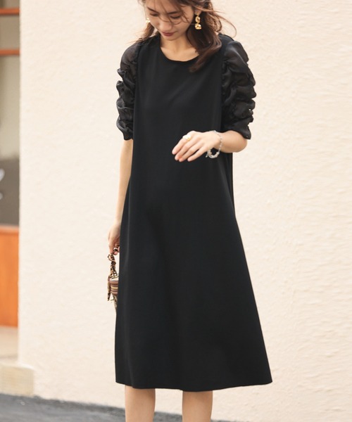 SAISON DE PAPILLON（セゾンドパピヨン）の「シアードッキングボリュームスリーブカットソーワンピース（ワンピース・レディース・ブラック・S/M/L）」の4枚目の写真