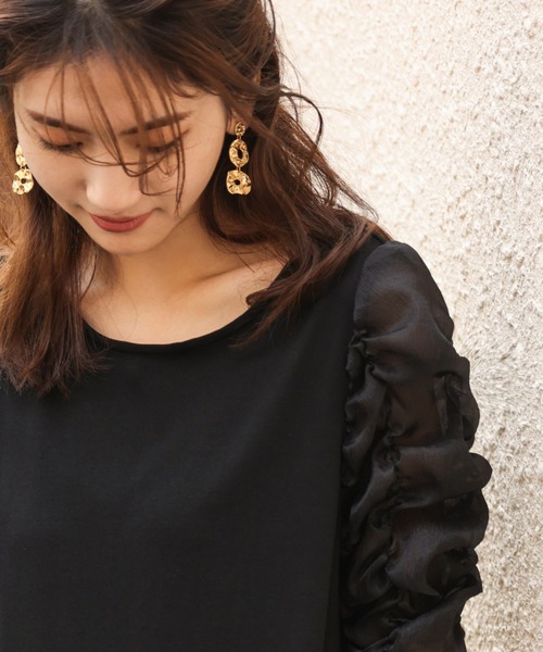 SAISON DE PAPILLON（セゾンドパピヨン）の「シアードッキングボリュームスリーブカットソーワンピース（ワンピース・レディース・ブラック・S/M/L）」の16枚目の写真