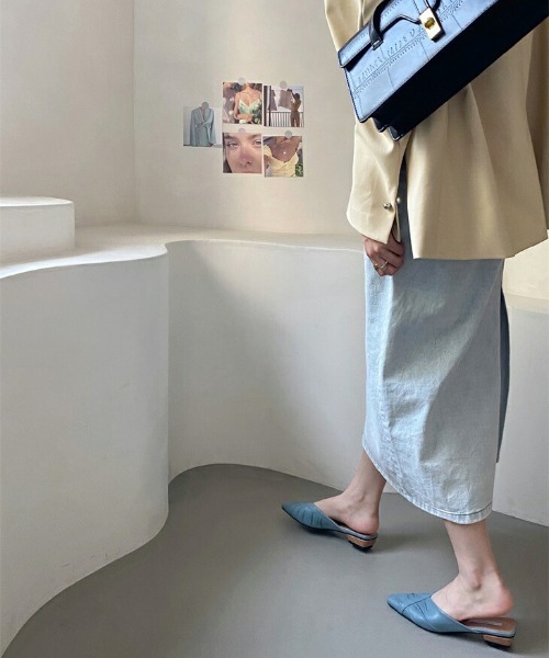 AMELY(エミリー)の「タックバブーシュ(パンプス・レディース・カーキブラウン/ベージュ/ブルー・38/35/36/37/39)」の11枚目の写真
