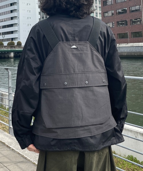 MOUNTAIN SMITH(マウンテンスミス)の「WEB限定/マウンテンスミス 難燃ユーティリティベスト(ベスト・メンズ・ブラック/ベージュ・MEDIUM/LARGE)」の7枚目の写真