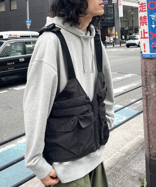 MOUNTAIN SMITH(マウンテンスミス)の「WEB限定/マウンテンスミス 難燃ユーティリティベスト(ベスト・メンズ・ブラック/ベージュ・MEDIUM/LARGE)」の11枚目の写真