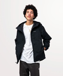 HUF（ハフ）の「ESSENTIALS ZIP STANDARD SHELL / HUF シェル
