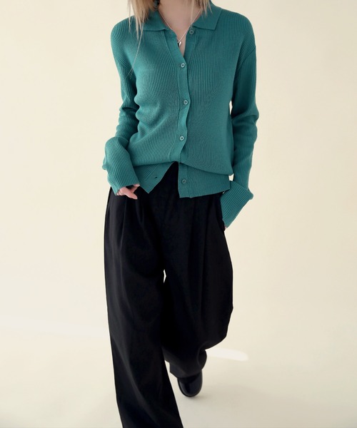 UNE MANSION（ユヌマンション）の「【8カラー展開】カラーネックリブニットカーディガン（カーディガン/ボレロ・レディース・ブラック/ベージュ/レッド/ピンク/ブルー/グリーン/アイボリー/レモンイエロー・FREE）」の20枚目の写真