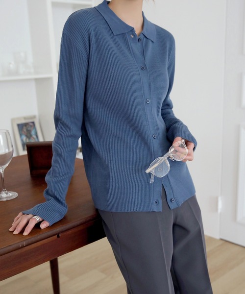 UNE MANSION（ユヌマンション）の「【8カラー展開】カラーネックリブニットカーディガン（カーディガン/ボレロ・レディース・ブラック/ベージュ/レッド/ピンク/ブルー/グリーン/アイボリー/レモンイエロー・FREE）」の10枚目の写真