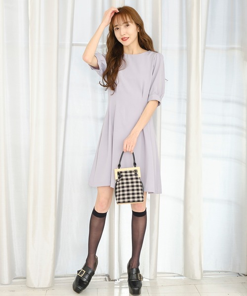 TITTY&CO.（ティティーアンドコー）の「レースケープレイヤードワンピース（ワンピース・レディース・ライトブルー/ブラック/ベージュ・SMALL/MEDIUM）」の18枚目の写真