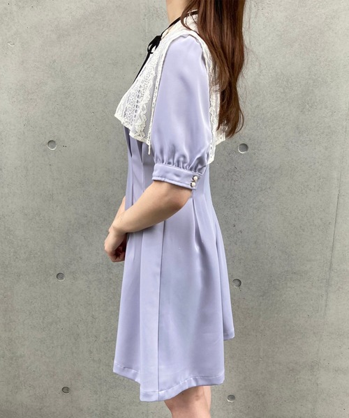 TITTY&CO.（ティティーアンドコー）の「レースケープレイヤードワンピース（ワンピース・レディース・ライトブルー/ブラック/ベージュ・SMALL/MEDIUM）」の22枚目の写真