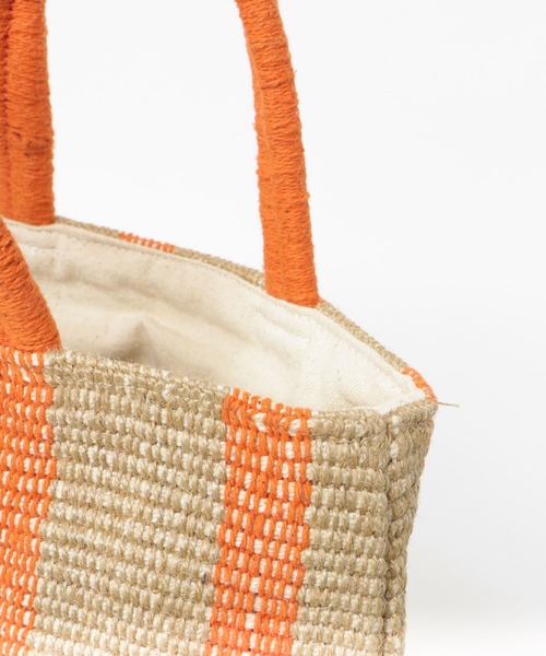 F by ROSSO（エフバイロッソ）の「beej　インドメイドジュートカゴバッグ（かごバッグ・レディース・イエロー系その他/ブラウン/オレンジ・-）」の13枚目の写真