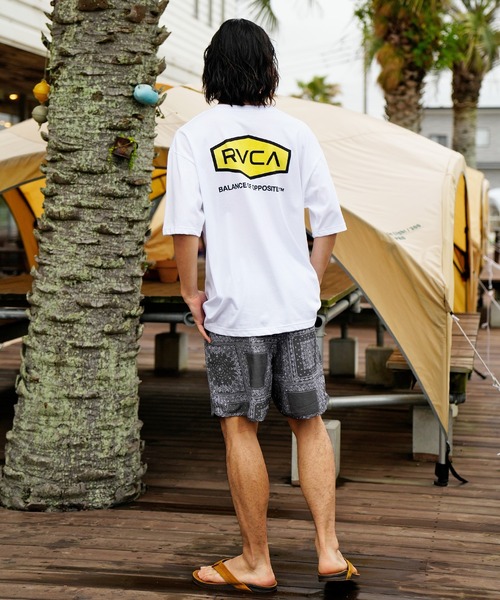 RVCA(ルーカ)の「RVCA/ルーカ ビッグシルエット バックプリントTシャツ BC041-306(Tシャツ/カットソー・メンズ・ブラック/ブラウン/ホワイト・L/S/M)」の11枚目の写真