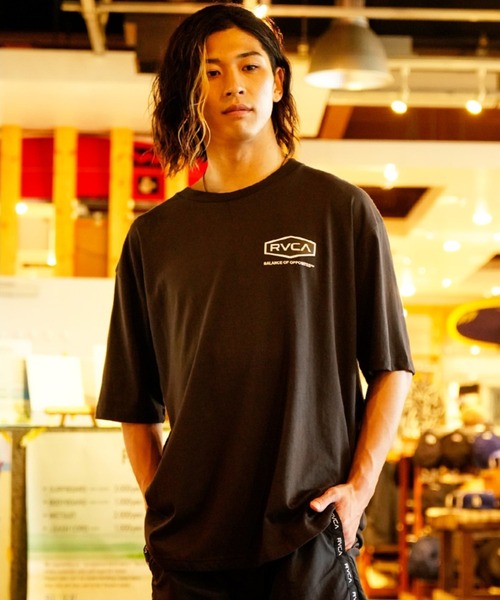 RVCA(ルーカ)の「RVCA/ルーカ ビッグシルエット バックプリントTシャツ BC041-306(Tシャツ/カットソー・メンズ・ブラック/ブラウン/ホワイト・L/S/M)」の14枚目の写真