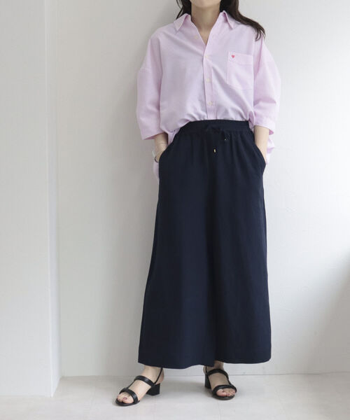 fredy emue(フレディエミュ)の「リネン混イージーパンツ【サイズ展開あり】(その他パンツ・レディース・ベージュ/ネイビー/グリーン・38/36)」の4枚目の写真