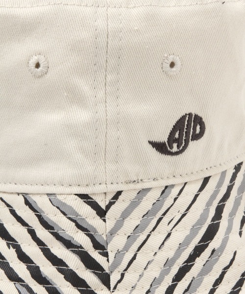 ☆niko☺︎☆ niko and（ニコアンド）の「サイドZIPラインパンツ（その他