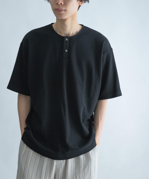 FORK&SPOON（フォークアンドスプーン）の「FORK&SPOON　カノコヘンリーネックTシャツ（Tシャツ/カットソー・メンズ・ブラック/ブラウン・5/4）」の18枚目の写真