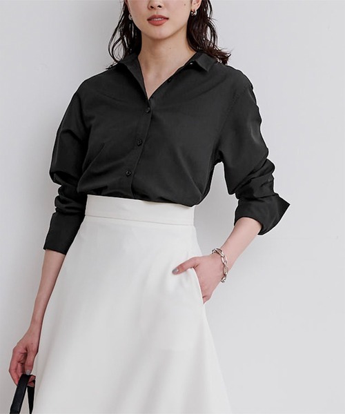 UR'S(ユアーズ)の「ワイドカフスシャツ(シャツ/ブラウス・レディース・ホワイト/ブラック・S/M/L)」の1枚目の写真