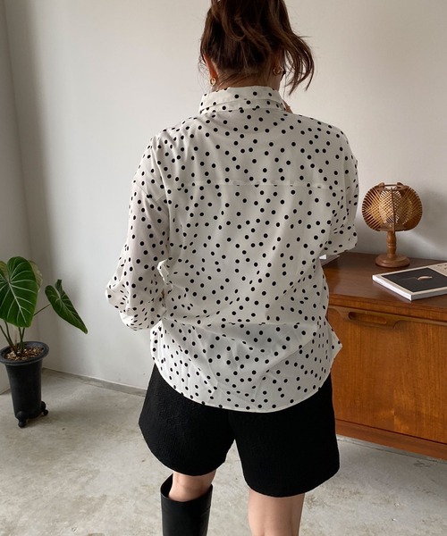 DONOBAN（ドノバン）の「ドットブラウス（シャツ/ブラウス・レディース・ホワイト/ブラック/ベージュ・F）」の11枚目の写真