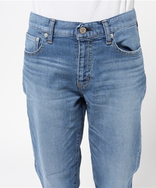 SHIPS（シップス）の「★★ユーズドウォッシュデニムテーパードパンツ◇（デニムパンツ・レディース・インディゴブルー・MEDIUM/SMALL/LARGE）」の8枚目の写真