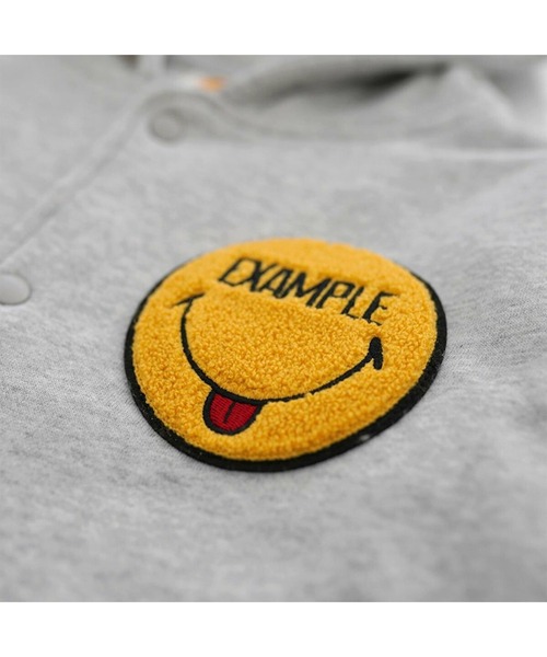 EXAMPLE（エグザンプル）の「EXAMPLY by EXAMPLE DRIP CIRCLE HOODIE for KIDS（パーカー・キッズ・ブラック/グレー・110/130）」の5枚目の写真
