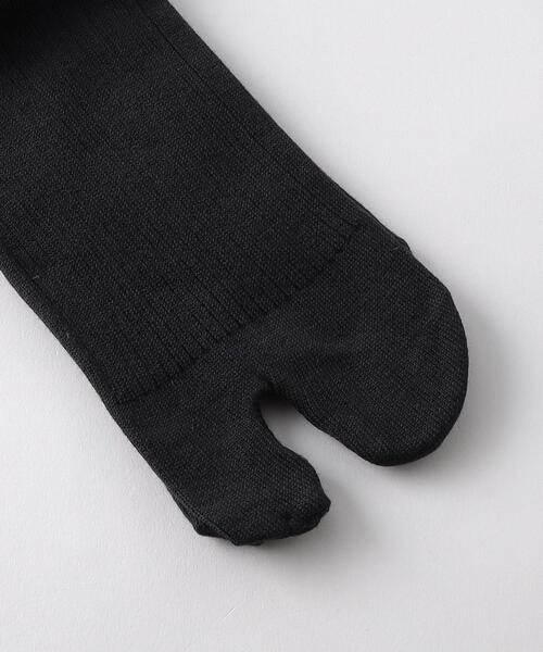 Steven Alan（スティーブンアラン）の「＜MARCOMONDE＞COTTON TABI SOCKS/ソックス（ソックス/靴下・レディース・オフホワイト/ダークグレー・1）」の4枚目の写真