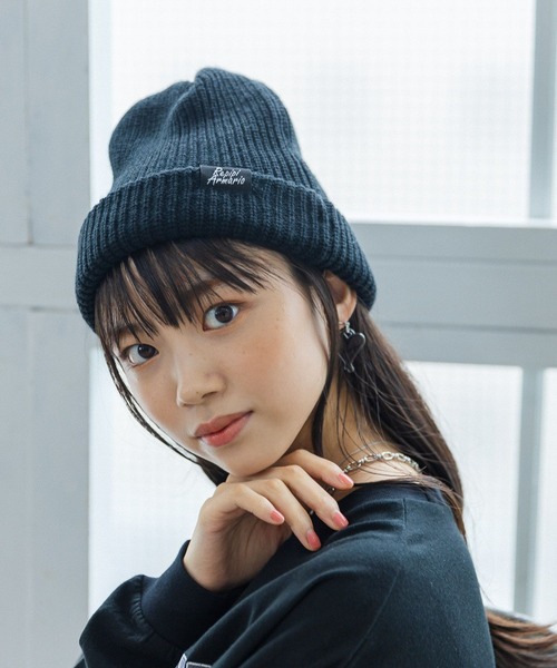 repipi armario(レピピ アルマリオ)の「アクリルワッチ(ニットキャップ/ビーニー・キッズ・ホワイト/ブラック/レッド/イエロー/ブルー/グリーン・FREE)」の3枚目の写真