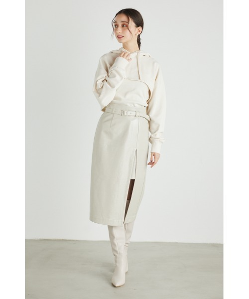 rienda（リエンダ）の「クロップドコンビスウェットトップス（スウェット・レディース・ブラック/アイボリー/ライトブラウン/オレンジ系その他・FREE）」の12枚目の写真