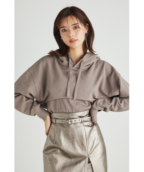 rienda（リエンダ）の「クロップドコンビスウェットトップス（スウェット・レディース・ブラック/アイボリー/ライトブラウン/オレンジ系その他・FREE）」の17枚目の写真