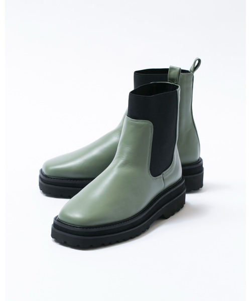 Emma Francis（エマフランシス）の「スクエアトゥ トラックソール サイドゴアブーツ（ブーツ・レディース・グリーン/ブラック/アイボリー・L/M/S）」の16枚目の写真