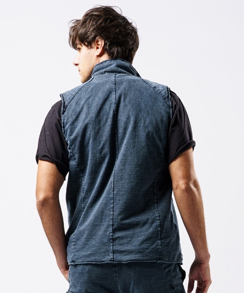 wjk(ダヴルジェイケイ)の「mcg3136- cut-off stand collar vest ベスト(ベスト・メンズ・ライトグレー/インディゴブルー/ブラック・S/M/L/XL)」の12枚目の写真