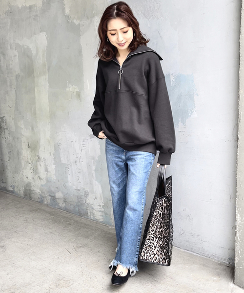 Spick & Span（スピックアンドスパン）の「裏毛ハーフジッププルオーバー（スウェット・レディース・チャコールグレー/ホワイト・FREE）」の16枚目の写真