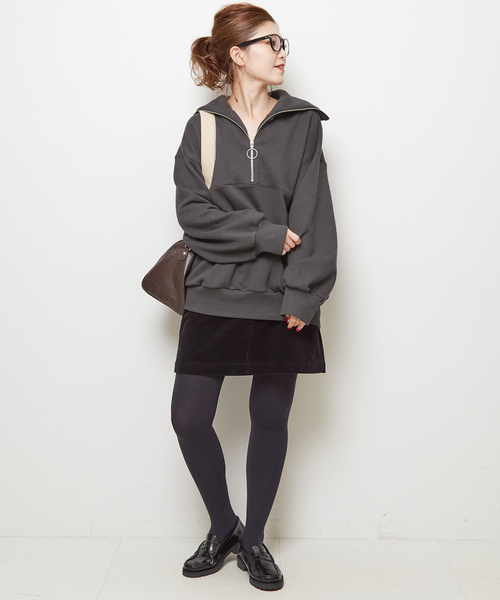Spick & Span（スピックアンドスパン）の「裏毛ハーフジッププルオーバー（スウェット・レディース・チャコールグレー/ホワイト・FREE）」の19枚目の写真