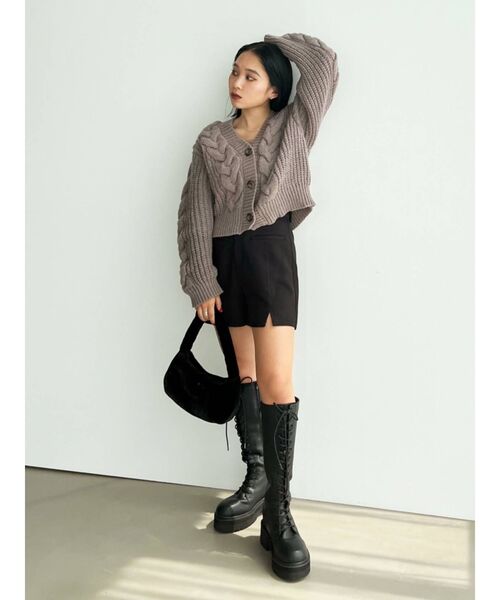 EMODA（エモダ）の「ダブルスリットハイウエストショートパンツ（その他パンツ・レディース・ブラック/その他/グレー・SMALL/MEDIUM）」の10枚目の写真