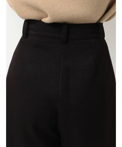 EMODA（エモダ）の「ダブルスリットハイウエストショートパンツ（その他パンツ・レディース・ブラック/その他/グレー・SMALL/MEDIUM）」の16枚目の写真