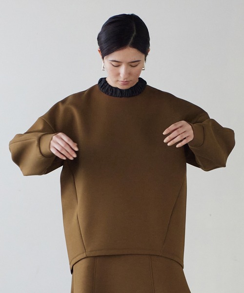 LANVIN en Bleu（ランバンオンブルー）の「ギャザーネック