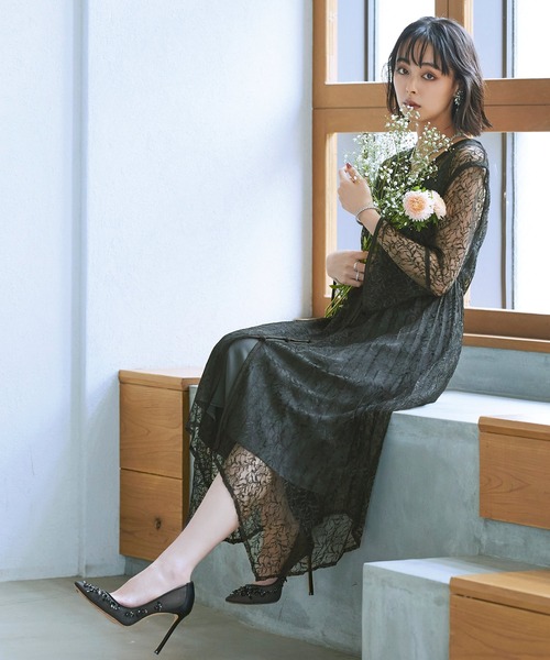 【LEJA】ハイネックレース刺繍長袖パフスリーブフレアプリーツ袖 Leja（レジャ）の「【LEJA】ハイネックレース刺繍長袖パフスリーブ