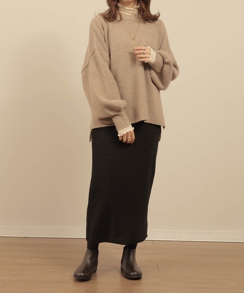 mil(ミル)の「もちもちスリットヘムニット(ニット/セーター・レディース・モカ/アイボリー・XS/S)」の9枚目の写真