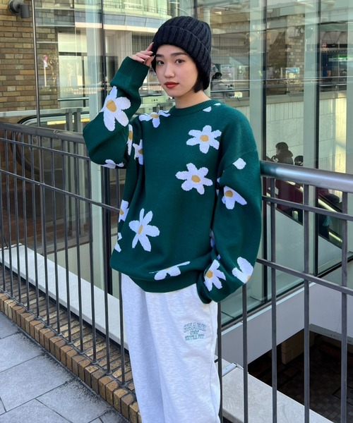 RODEO CROWNS WIDE BOWL（ロデオクラウンズワイドボウル）の「フラワー