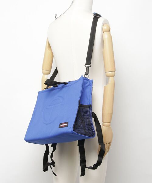EASTPAK（イーストパック ）の「TELFAR×Eastpak/テルファー×イーストパック/CIRCLE BAG（ショルダーバッグ・レディース・ブルー・F）」の5枚目の写真