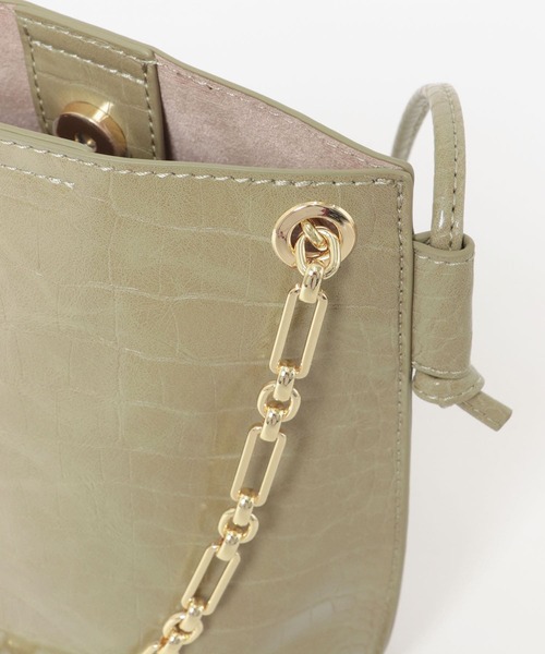 RODE SKO（ロデスコ）の「チェーン付型押しショルダーバッグ（ショルダーバッグ・レディース・カーキ/マスタード/アイボリー・ONE）」の14枚目の写真