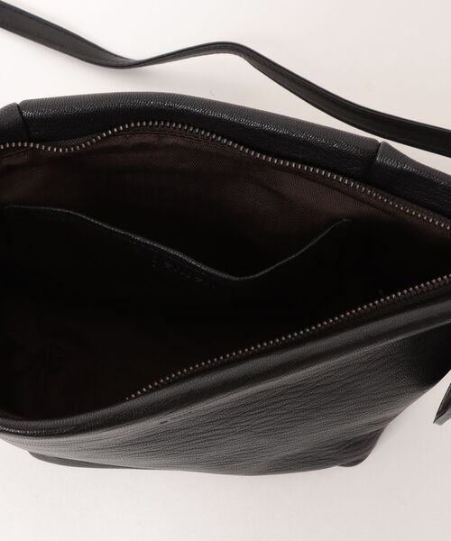 genten（ゲンテン）の「ゴートベーシック ミニショルダー（ショルダーバッグ・レディース・ネイビー/グレー/ブラウン/ブラック/グレイッシュベージュ/キャメル/グリーン系その他/ダークブラウン・FREE）」の21枚目の写真