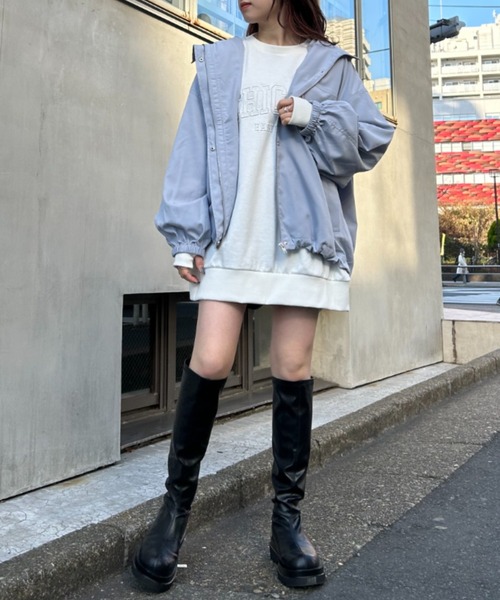 INGNI（イング）の「ミディ丈BIGマウンテンパーカー（マウンテンパーカー・レディース・アイボリー/ブラック/サックスブルー・M）」の6枚目の写真