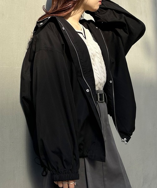 INGNI（イング）の「ミディ丈BIGマウンテンパーカー（マウンテンパーカー・レディース・アイボリー/ブラック/サックスブルー・M）」の12枚目の写真