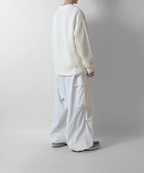 Confirm(コンファーム)の「透かし編み ビッグシルエット メッシュニットプルオーバー【Confirm】(ニット/セーター・メンズ・ブラック/ダークグレー/ナチュラル・M/L)」の17枚目の写真