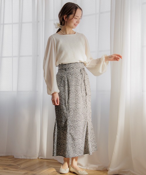 flower(フラワー)の「ギャザースリーブブラウス(シャツ/ブラウス・レディース・アイボリー/ベージュ・FREE)」の11枚目の写真