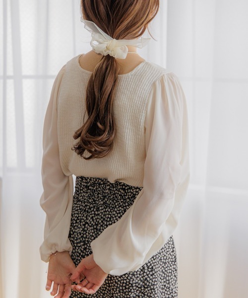 flower(フラワー)の「ギャザースリーブブラウス(シャツ/ブラウス・レディース・アイボリー/ベージュ・FREE)」の3枚目の写真