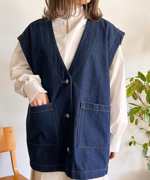 Mysa&Liina(ミーサリーナ)の「オーバーサイズデニムベスト(ベスト・レディース・インディゴブルー/サックスブルー・M)」の9枚目の写真