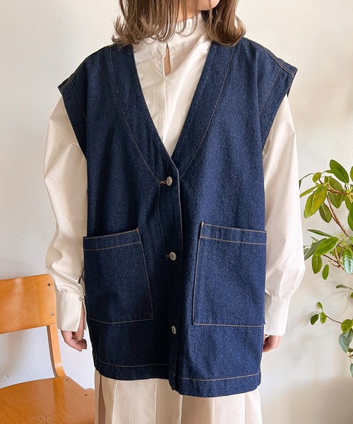 Mysa&Liina(ミーサリーナ)の「オーバーサイズデニムベスト(ベスト・レディース・インディゴブルー/サックスブルー・M)」の12枚目の写真