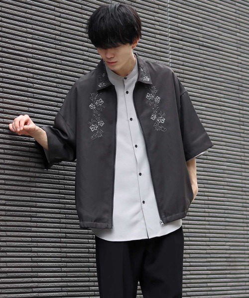 SITRY（シトリー）の「SITRY Flower Embroidery short sleeve